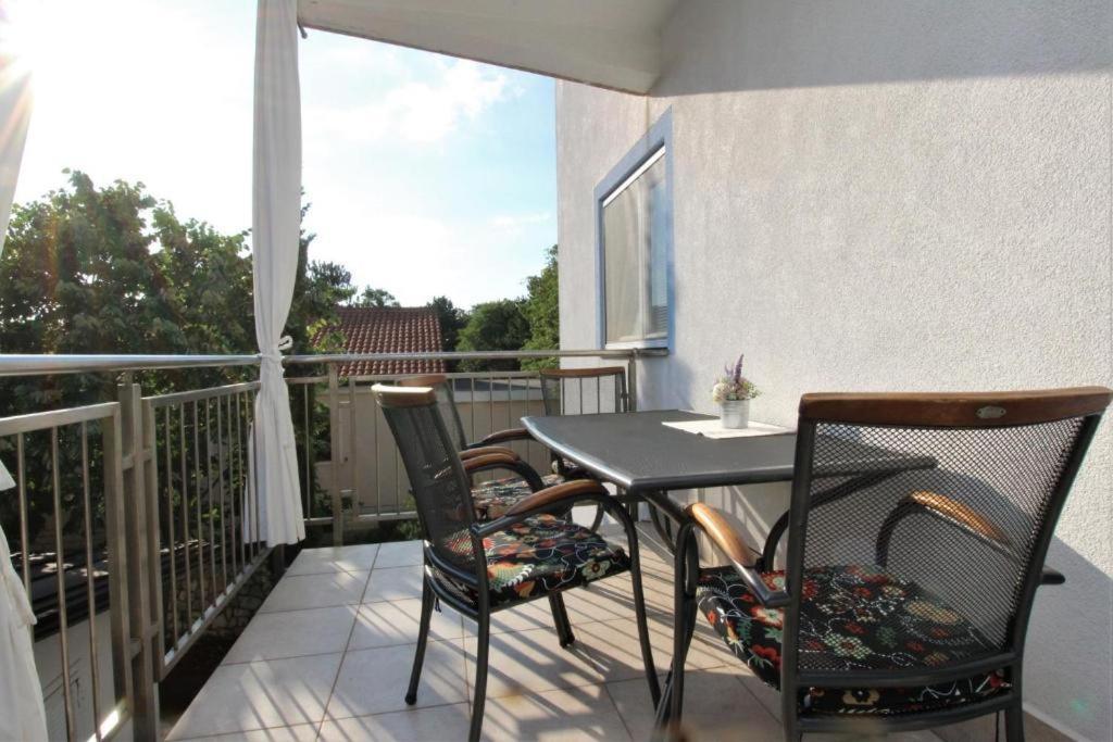 Apartmani Zec Šilo Zewnętrze zdjęcie
