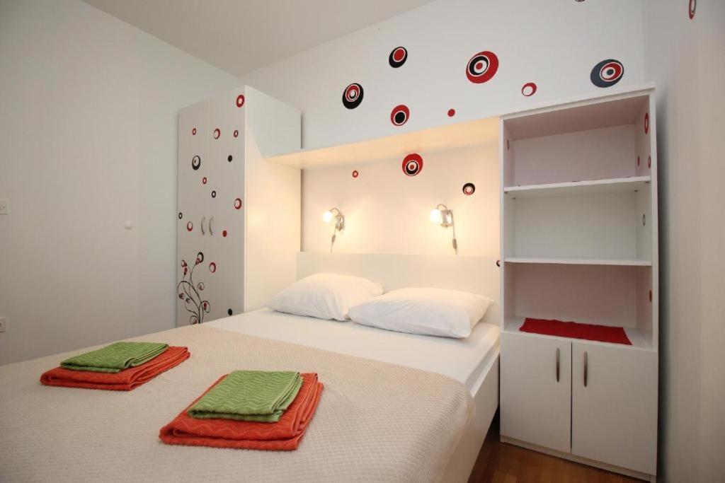 Apartmani Zec Šilo Zewnętrze zdjęcie