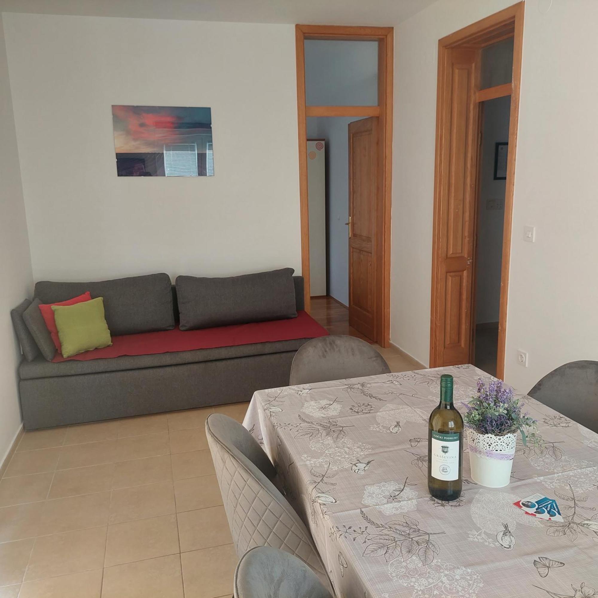 Apartmani Zec Šilo Zewnętrze zdjęcie